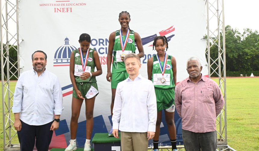Zona Este se corona campeona en la final del Torneo Nacional de Atletismo Escolar INEFI 2025