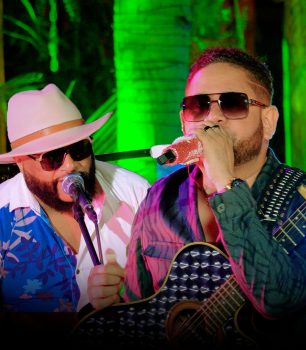 Llueven opiniones divididas sobre ‘Ay Ay’, el sencillo más reciente del cantautor Miguel El Artista