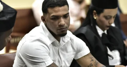 Wander Franco acude al tribunal de Puerto Plata a la espera del fallo judicial
