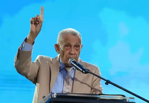 Ezequiel Molina apoya uso de cámaras en escuelas como medida contra la violencia