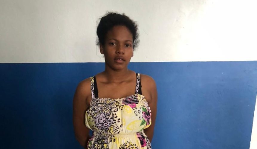 Dictan tres meses de prisión para madre acusada de golpear a su bebé recién nacida en Miches