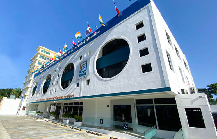 Disminuye el analfabetismo en República Dominicana, revela estudio del Ideice 2024