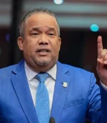 Héctor Acosta aclara no convocó protesta porque Celso y Ednorte van a Bonao a explicar apagones