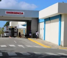 Dirección médica niega parto de gemelos de joven madre en Monte Plata