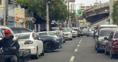 Operativo de Digesett remueve parqueadores informales de las calles en el DN
