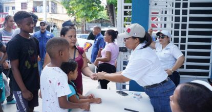 Realizan operativo médico gratuito en SDO; benefician a más de 400 familias