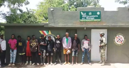 Detienen 14 haitianos indocumentados en motocicletas en Montecristi y Dajabón