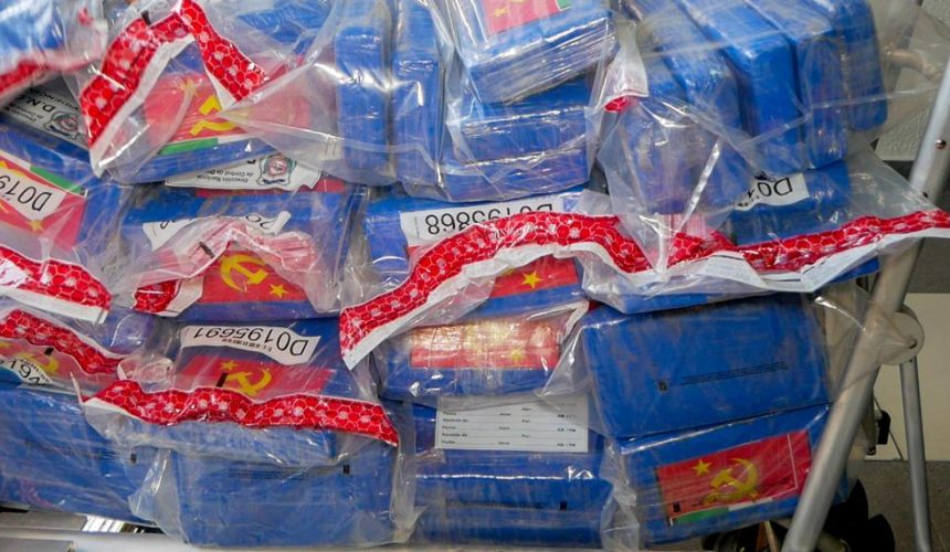 PN y DNCD incautan 200 paquetes de cocaína en el municipio de Boca Chica