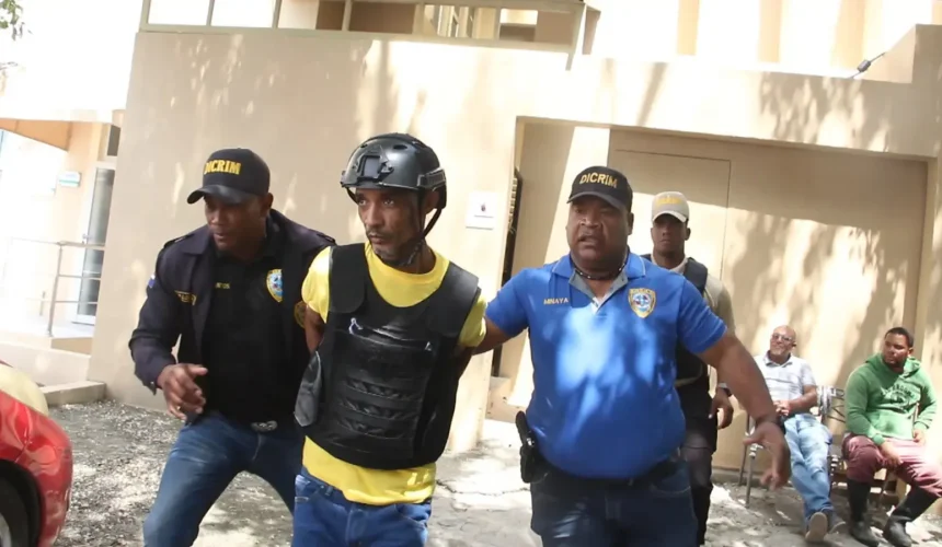Imponen prisión preventiva a hombre acusado de matar motorista en San Juan