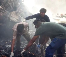 Reportan no han encontrado supervivientes tras accidentarse avión en India