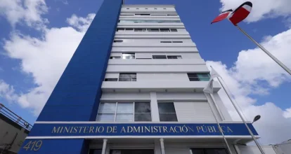 Nuevos horarios laborales en oficinas públicas entrarán en vigor en julio