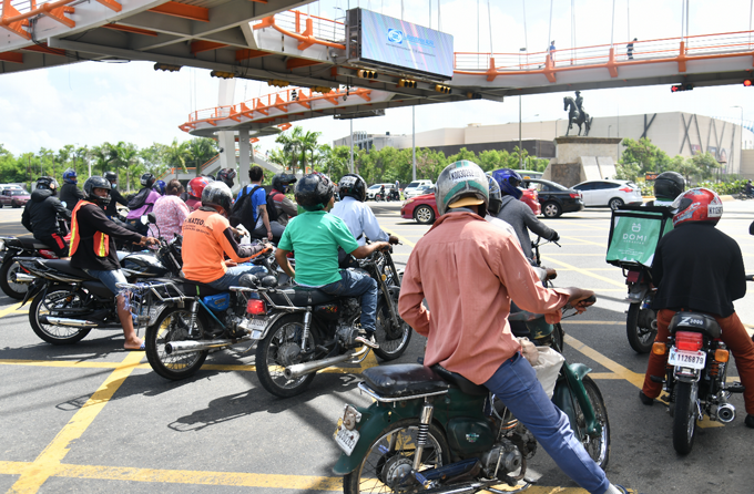Exigirán uso de casco certificado para conductores de motocicletas