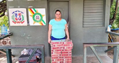 Apresan mujer con 13,800 cigarrillos ilegales en autobús  