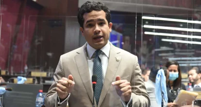 Omar Fernández: “Hoy tenemos un código penal del siglo 19 para combatir la delincuencia del 21”