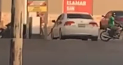 Mueren policía y civil tras enfrentarse por un turno en estación de gasolina en  Villa Mella