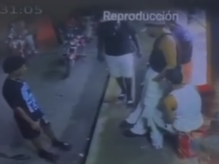 Envían a la justicia dos de cuatro antisociales tras resultar heridos en medio de asalto en Santiago