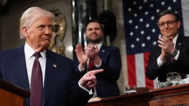Senado de EE. UU. analiza cambios al proyecto fiscal de Trump; busca aprobarlo antes del 4 de julio