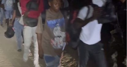 Detienen 30 haitianos indocumentados en Montecristi; estaban ocultos en la zona rural