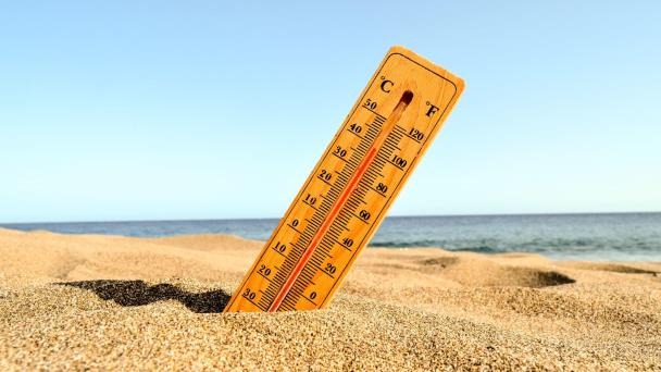 Polvo del Sahara intensifica el calor: ¡Usa ropa fresca este martes!