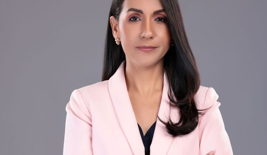 Claudia Rita advierte: Proyecto de ley de la DGII nos condena al “Tecno-Feudalismo”