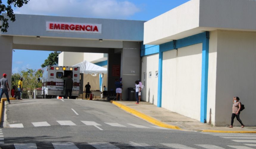 Un menor muere y otros dos resultan heridos al ser arrollados por una patana en Monte Plata