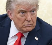 Trump pausa su programa de redadas contra los migrantes