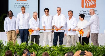Abinader y Collado inauguran nuevo hotel con 538 habitaciones en Miches