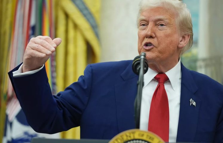 Trump prohíbe la entrada de haitianos y ciudadanos de 11 países a Estados Unidos