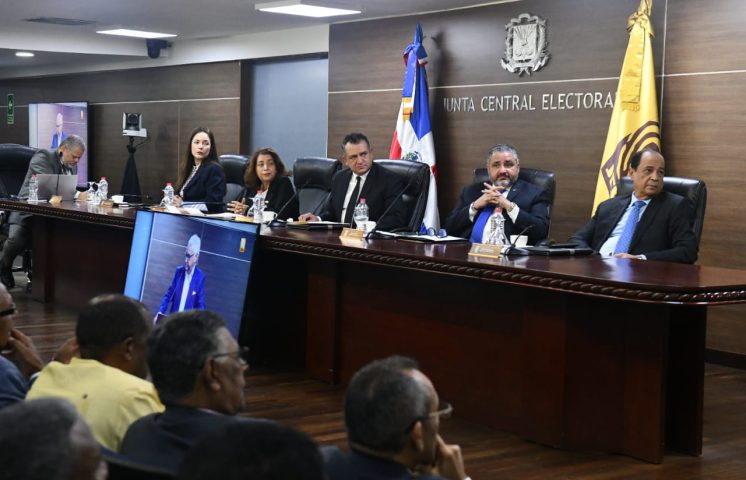 JCE realiza audiencia pública sobre el proyecto de reglamento de procedimientos para registro de encuestadoras