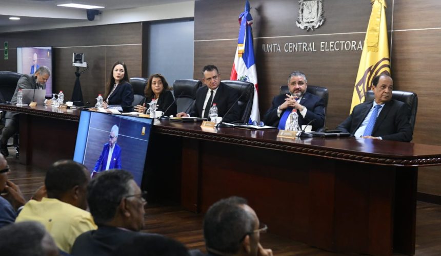 JCE realiza audiencia pública sobre el proyecto de reglamento de procedimientos para registro de encuestadoras