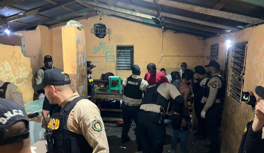 Operativos en Capotillo; incautan casi cinco kilos de presuntas drogas y arrestan a 11 personas