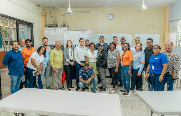 Edesur desarrolla plan de readecuación del sistema eléctrico en Cristo Rey