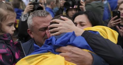 Rusia y Ucrania canjean primer grupo de prisioneros de guerra menores de 25 años