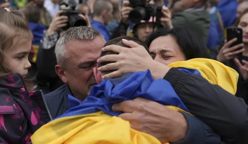 Rusia y Ucrania canjean primer grupo de prisioneros de guerra menores de 25 años