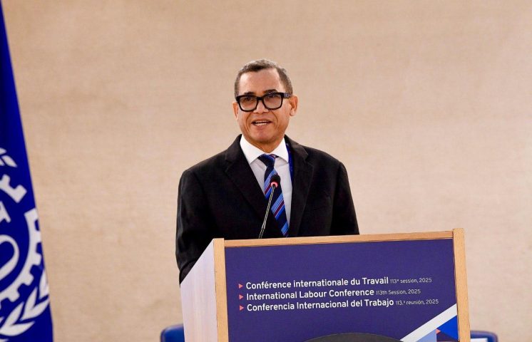 Eddy Olivares: crecimiento económico debe crear empleos de calidad