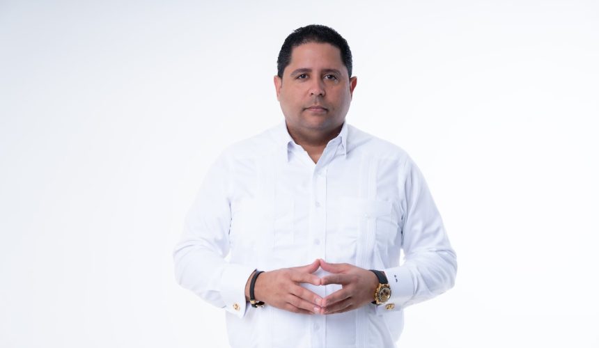 Eduardo Mallen: Omar levantó la mano a su padre, todos estamos encarrilados en el camino del liderazgo y experiencia que representa Leonel Fernández