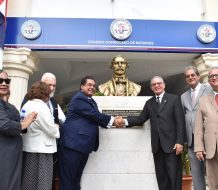 Notarios están llamados a fortalecer la confianza social, afirma Jhon Richard Paniagua