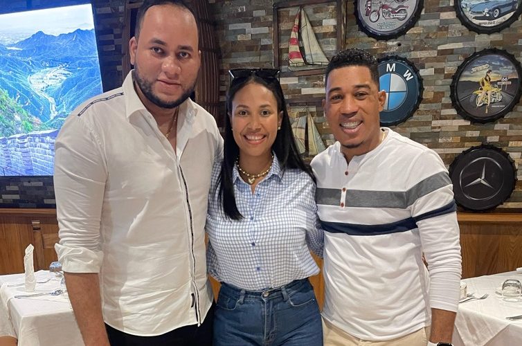 Líderes juveniles del PRM en SDO respaldan proyecto político de David Collado