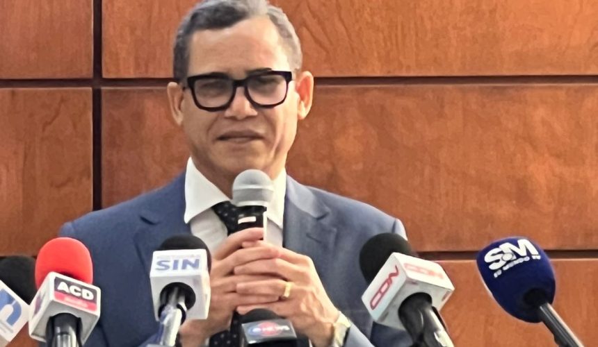 Eddy Olivares sobre nuevo plan de horarios laborales: “Hay que tomar decisiones y cambiar cosas”