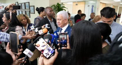 Presidente del Senado rechaza inicio de campaña política a destiempo