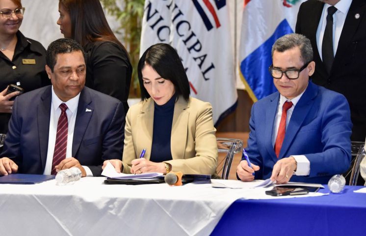 Firman acuerdo interinstitucional para fortalecer políticas municipales de lucha contra el trabajo infantil