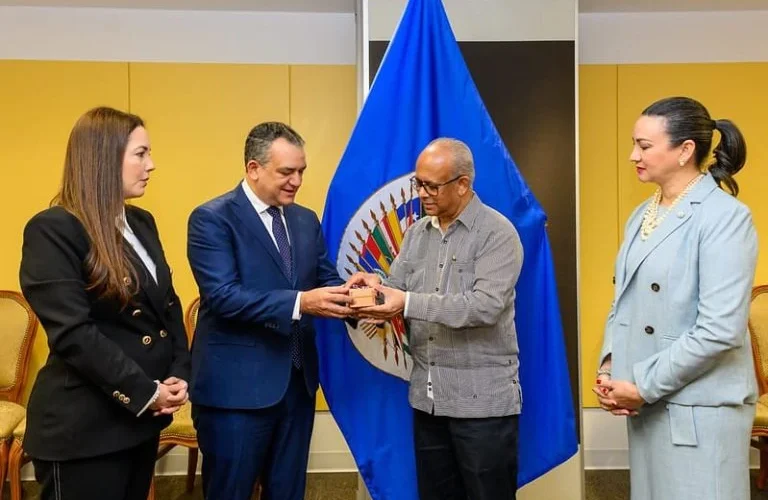 JCE y OEA acuerdan implementar norma ISO Antisoborno