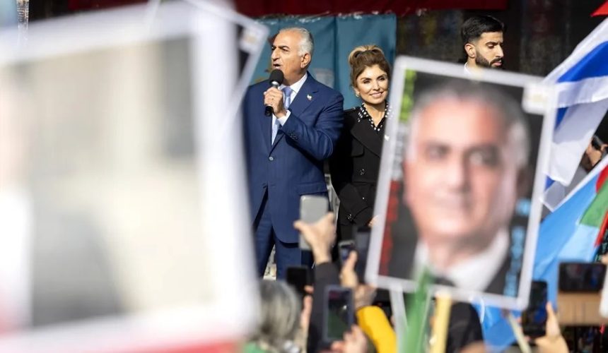 El hijo del sah de Irán se propone para liderar una transición pacífica y democrática