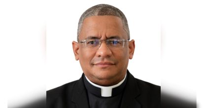 Papa León XIV nombra a Andrés Amauri Rosario Henríquez como nuevo obispo auxiliar en Santiago