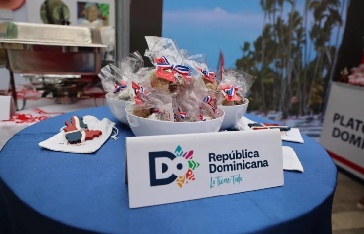 Stand dominicano destaca en feria gastronómica del Parlamento Centroamericano en El Salvador