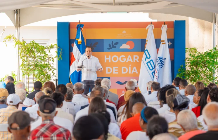 Paliza entrega el Hogar de Día más grande del país en Los Guandules