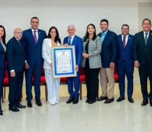 Senado reconoce Celinés Toribio por sus 30 años de trayectoria