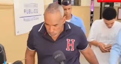 Detienen en el AILA a hombre acusado de matar joven hace 13 años en Villa Riva