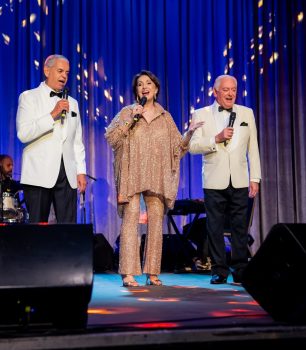 “Una noche de risas con propósito” se convirtió en una velada memorable con las leyendas del humor