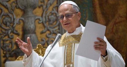 León XIV defiende que «el celibato» debe «protegerse y educarse»
